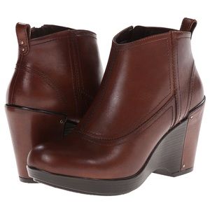 Dansko Fawn Boot, Size 40/9.5-10